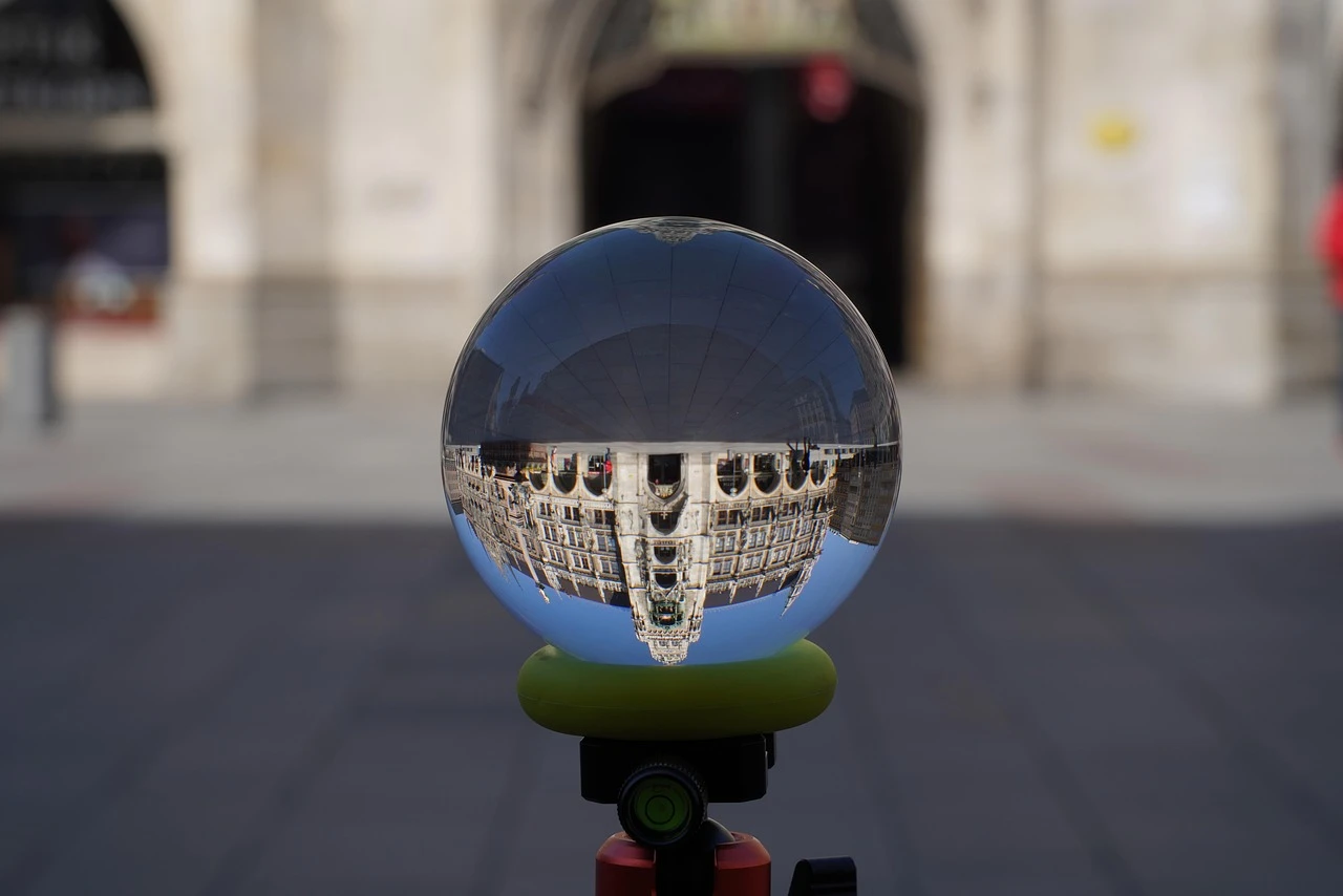 Three-hole Laser Disco Ball Light