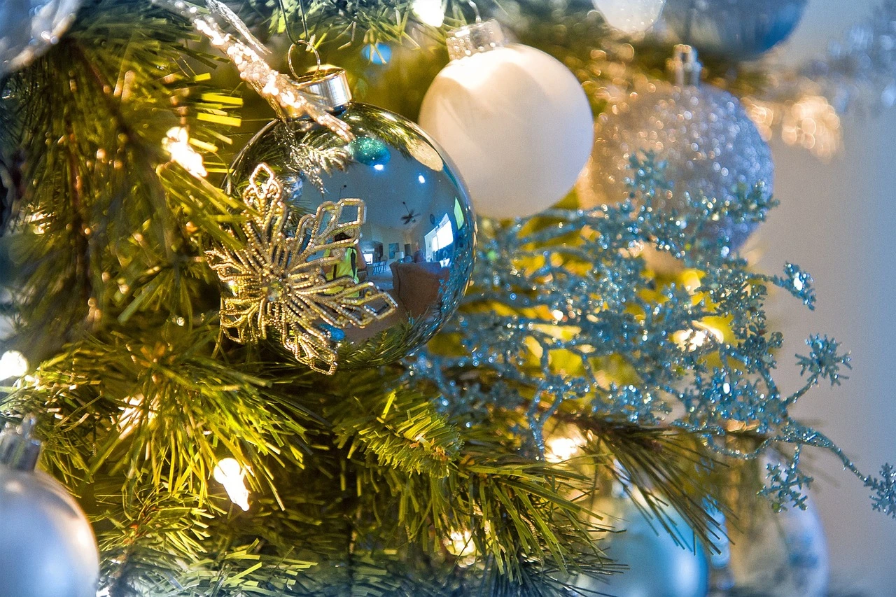 Mirror Ball Candle Holder